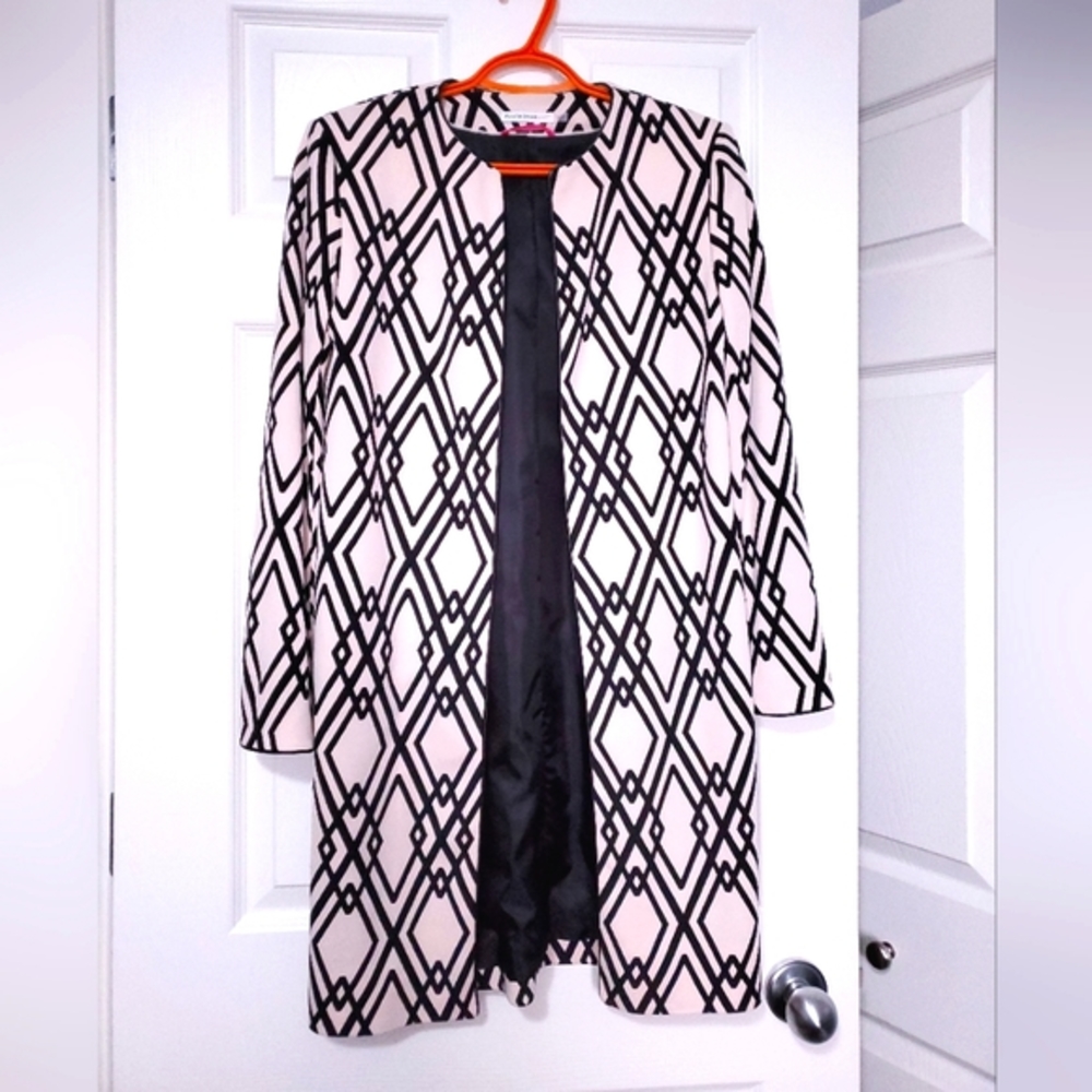Isaac Mizrahi Live! Geometric pattern open jacket blazer size 2 (XS) black beige